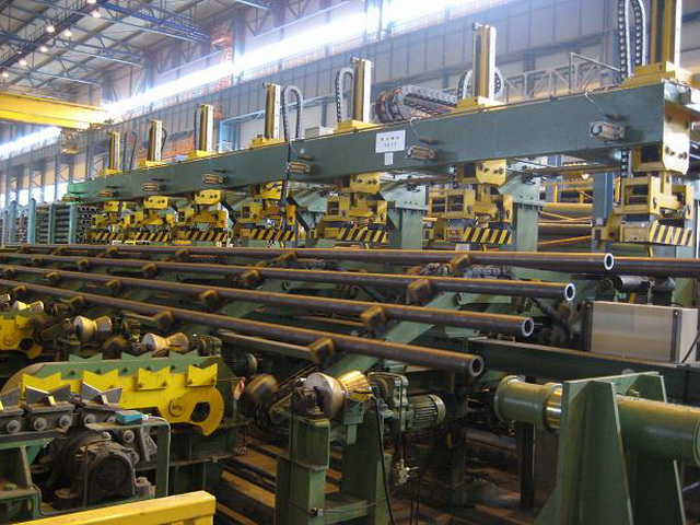 拉萨无缝钢管厂家生产线